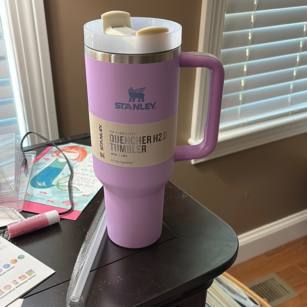 Stanley Purple Quencher H2.0 Tumbler